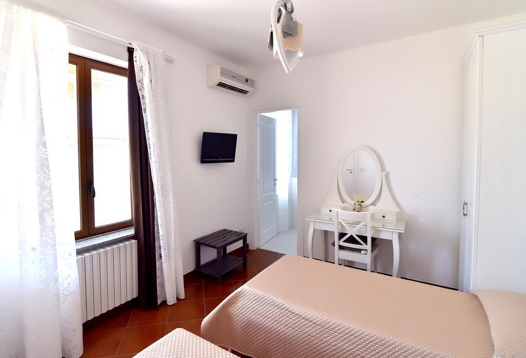 B&B Home Sweet Home Rosolini Exterior foto